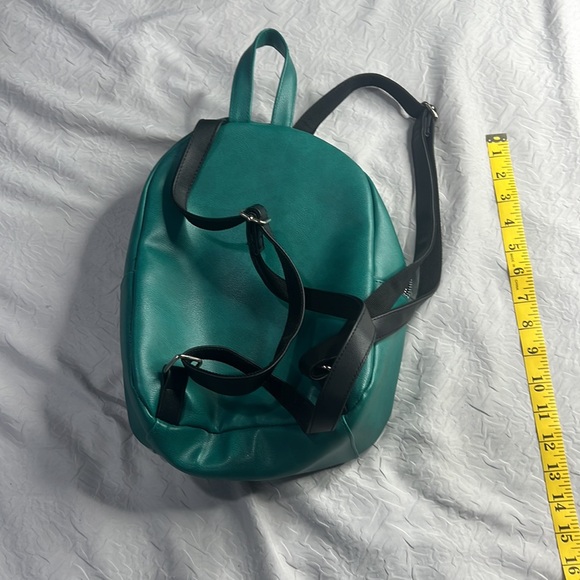 Bioworld MY HERO ACADEMIA Izuku Midoriya Deku Suit Mini Backpack Bag Green - Picture 2 of 2